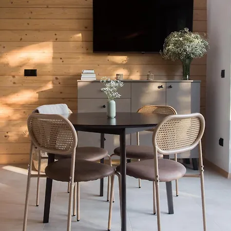 Nad Jeziorem 6 Osobowy Ferienhaus